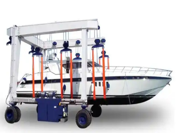 游艇吊的吊裝成本:游艇吊裝的成本和效益如何?